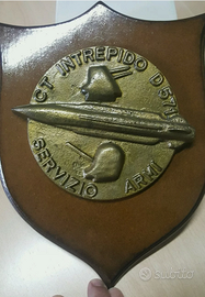 Crest intrepido d 571