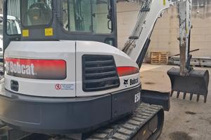 escavatore miniescavatore bobcat 