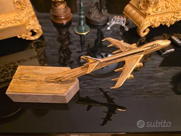 Soprammobile aereo vintage in ottone d'orato