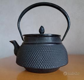 teiera giapponese in ghisa