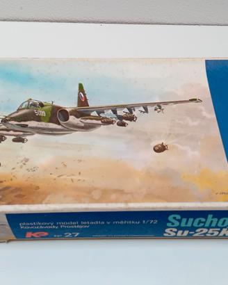 KP Suchoj SU-25K Model Kit Scala 1/72