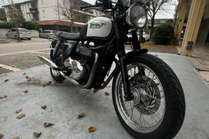 Triumph Bonneville T100