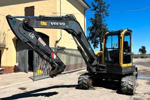 escavatore volvo ecr88