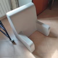 supporto poltrona per letto 