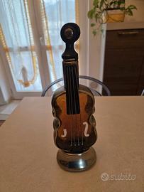 Bottiglia vintage a forma di violino con carillon