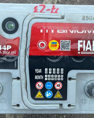 Batteria auto 44 Ah