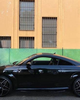 Cerchi NUOVI Audi TT raggio 19 cod.87424