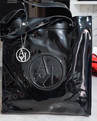 Borsa Giorgio Armani lucida nera
