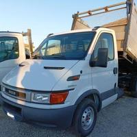 IVECO Daily 35s12  ribaltabile trilaterale