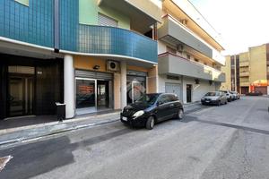 MONOLOCALE A GROTTAGLIE