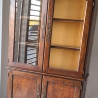 Vetrina in legno massello