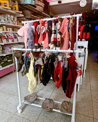 Vestiti e accessori per cani e gatti