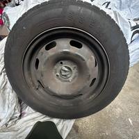 Cerchi e gomme 185 65 15
