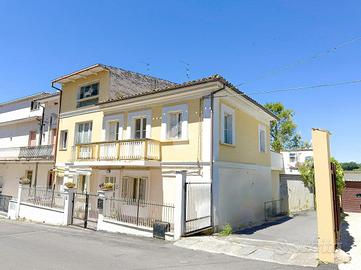CASA SEMINDIPENDENTE A CEPAGATTI