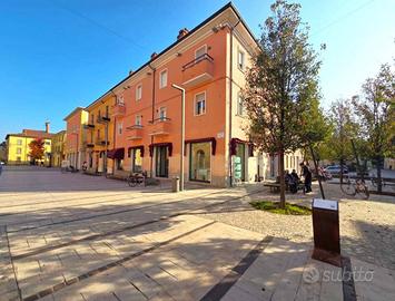 Immobile di 131 m² con 1 locale a Castel Bolognese