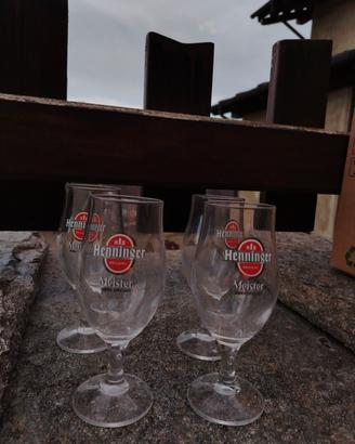 set 4 bicchieri da birra Henninger Meister 