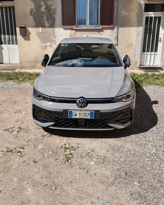 Golf 8.5 R line Plus