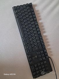 tastiera da gaming meccanica