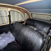 auto d'epoca citroen 2cv