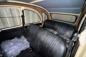 auto d'epoca citroen 2cv