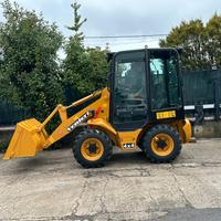 P132 Mini pala cabinata - terna 4x4x4 targata