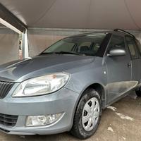 Skoda Roomster 1.2 12V 70CV Style