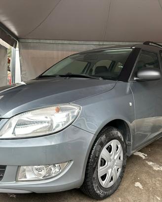 Skoda Roomster 1.2 12V 70CV Style