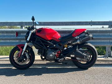 Ducati monster 696 A2