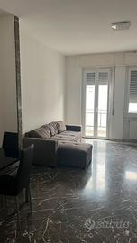 Bilocale con terrazzo in centro Como