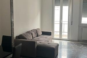 Bilocale con terrazzo in centro Como