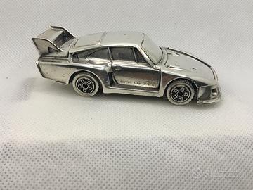 Modellino pressofuso di Porsche 935