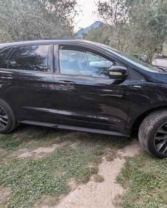 Ford edge