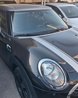 MINI Clubman Cooper D 2.0 Automatica – Full Option
