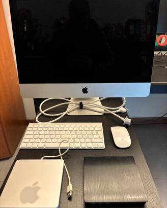 IMac 21,5” Apple Mid 2014 + accessori completi