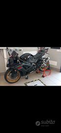 suzuki GSX R 