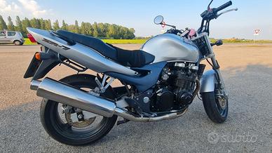 Kawasaki ZR-7 750 - 2002 - Appena revisionata