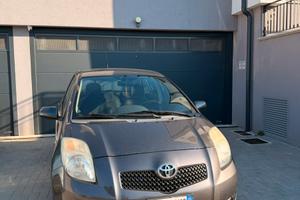 Toyota Yaris 1.3 Benzina