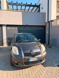 Toyota Yaris 1.3 Benzina