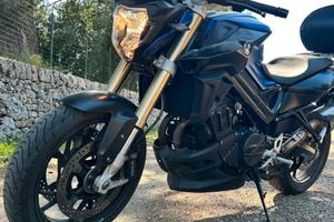F800r