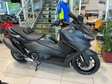 Yamaha T Max 560