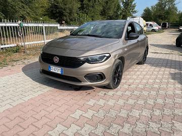 FIAT Tipo 1.3 Mjt S&S 5 porte Street