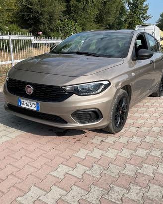 FIAT Tipo 1.3 Mjt S&S 5 porte Street