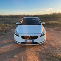 Volvo v 40 2000 120cv anno 2016