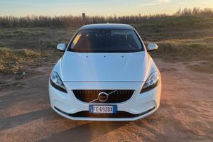 Volvo v 40 2000 120cv anno 2016