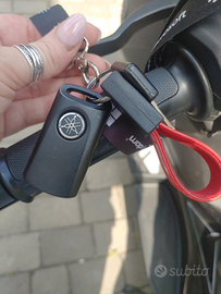 Yamaha x-max 125 tech max