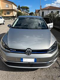 VOLKSWAGEN Golf 7ª serie - 2019