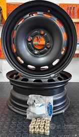 Cerchi in ferro da 14 pollici per Ford Fiesta 2004
