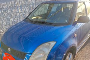 SUZUKI SWIFT 1.3 
