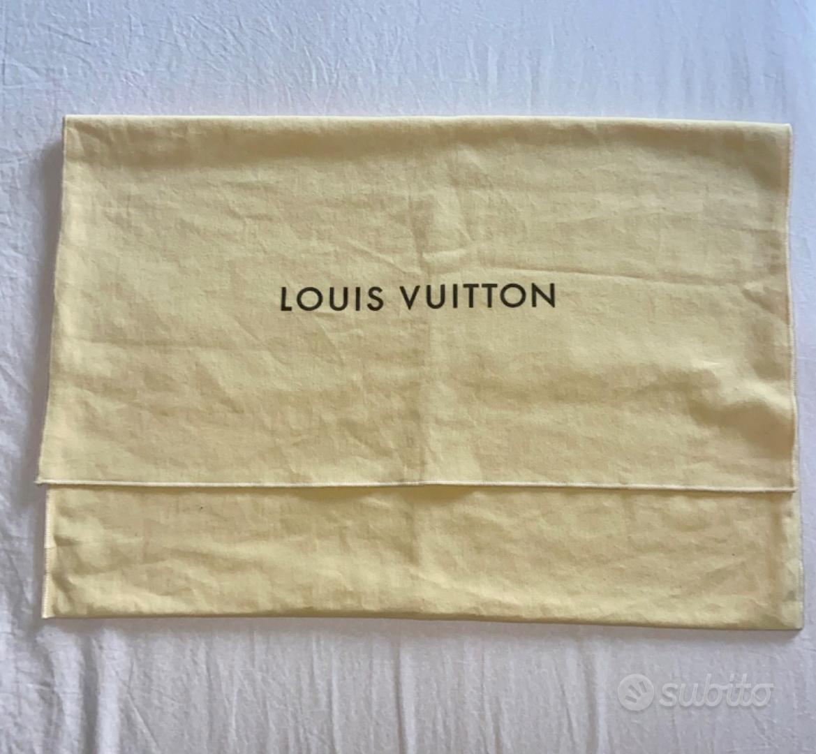 Dust bag Luis Vuitton per “Neverfull” - Abbigliamento e Accessori In  vendita a Roma