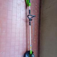 Tagliabordi a Batteria Greenworks 40V